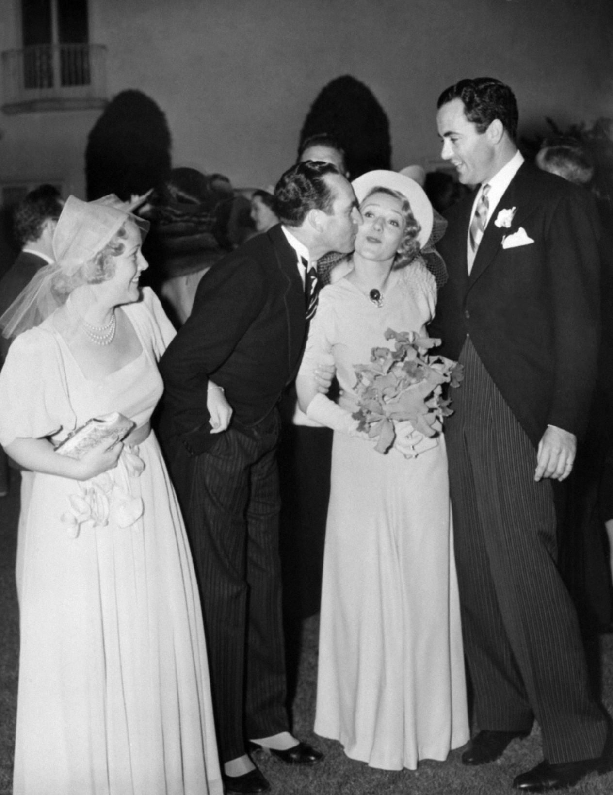 1937: Charles "Buddy" Rogers and Mary Pickford